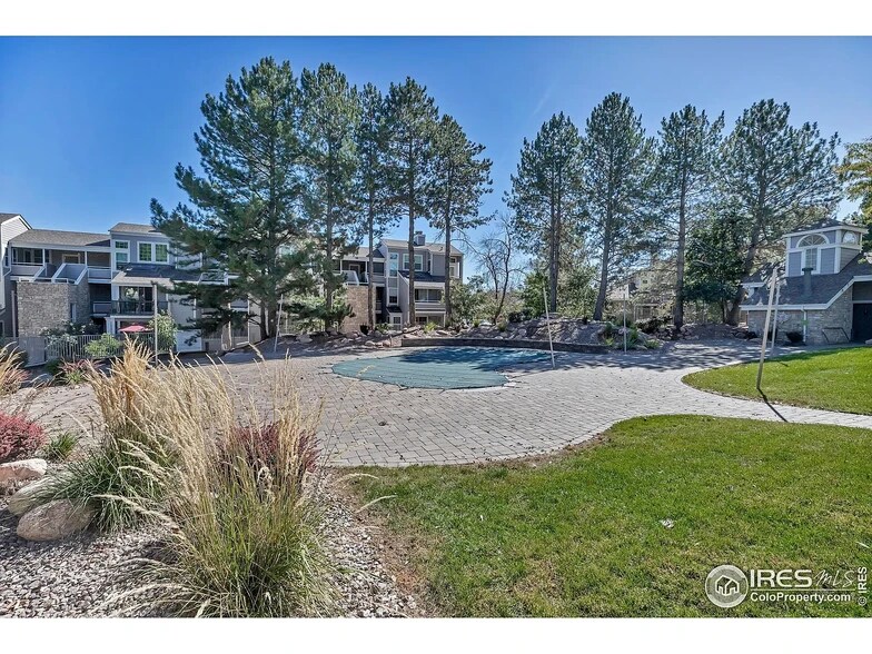 Building Photo - 6871 Xavier Cir