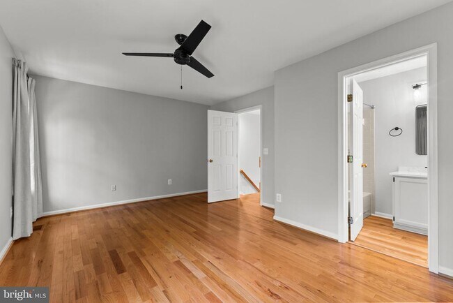 Building Photo - 106 Hackley Ct