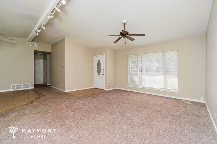 Building Photo - 106 Furlong