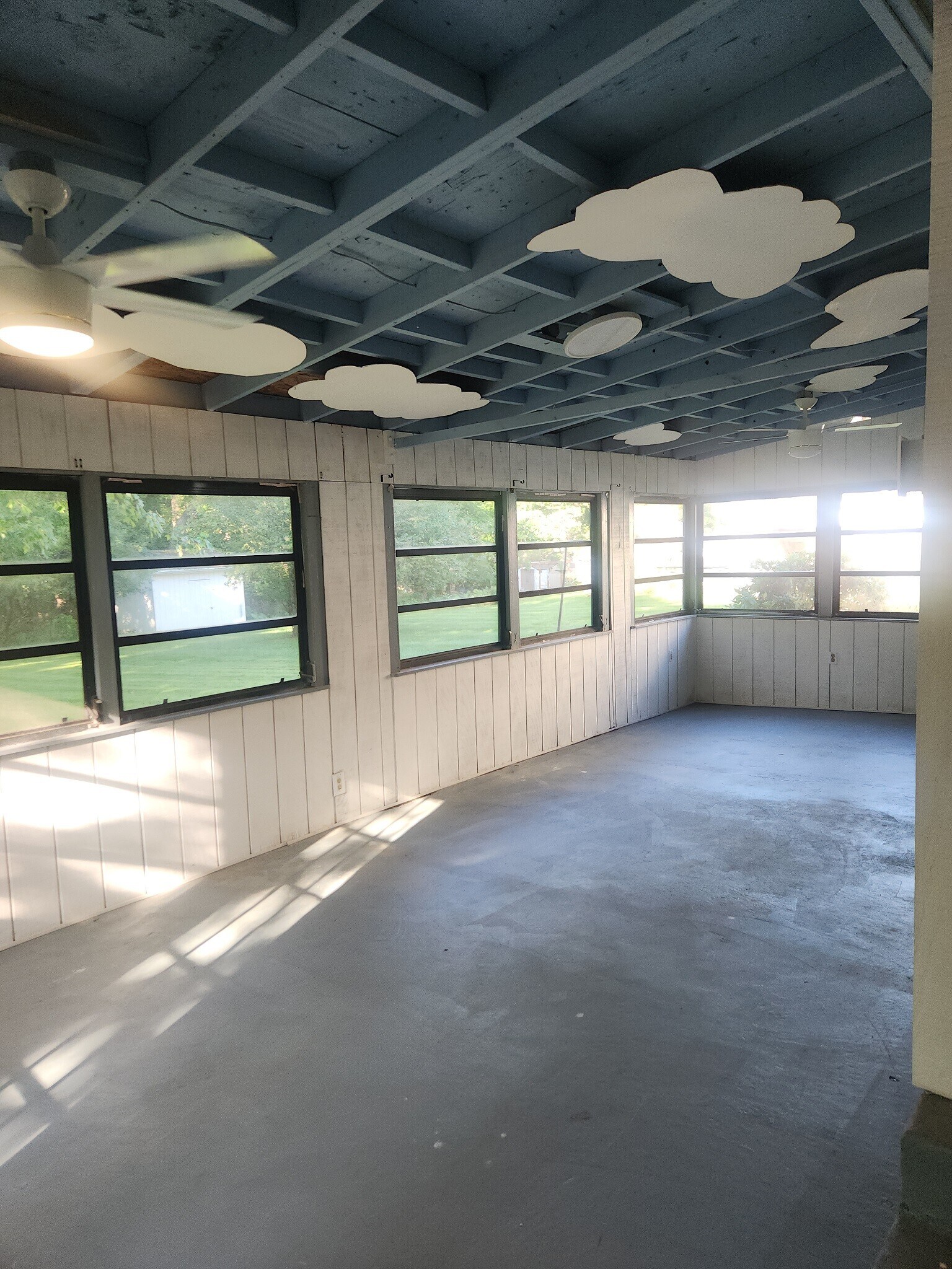 Building Photo - 662 Parmentier Rd