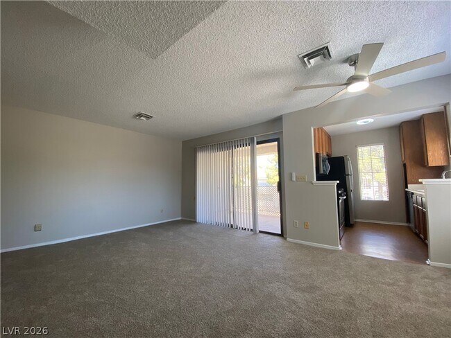 Building Photo - 4805 Nara Vista Way