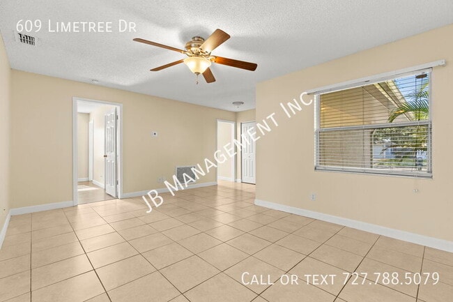 Building Photo - 609 Limetree Dr