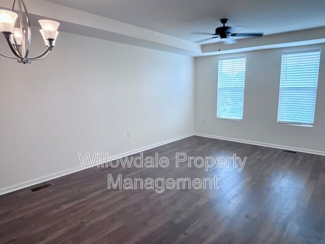 Building Photo - 416 Skymont Dr
