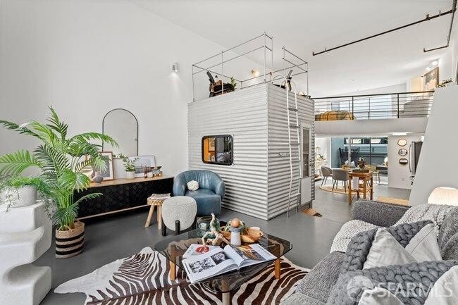 Building Photo - 55 Norfolk St