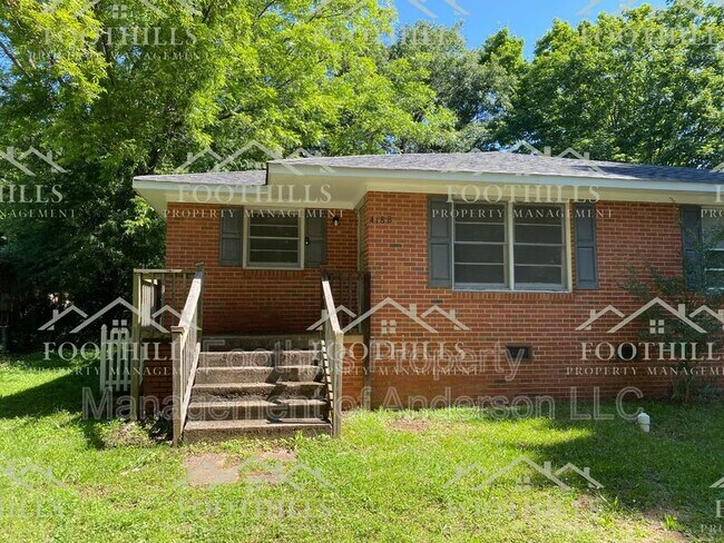Primary Photo - 418 W Fredericks St