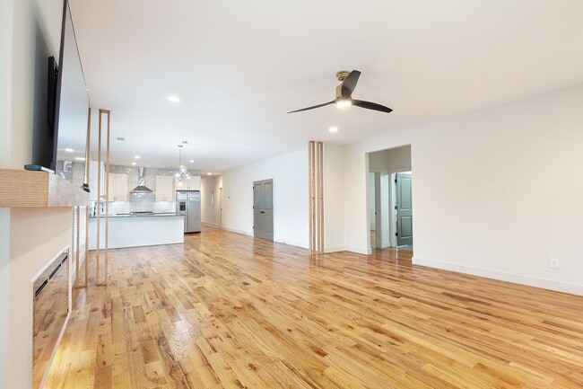 Building Photo - Conveniently Located 4bd/3ba Home Minutes From ATLBeltLine w/ Private Backyard!