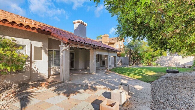 Building Photo - eautifully Upgraded Home on a Prime Corner...