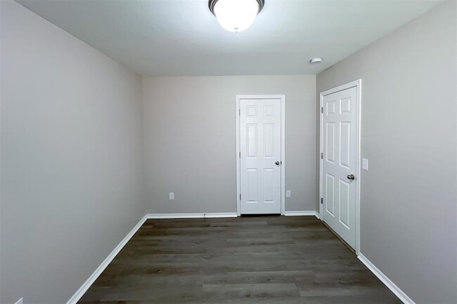 Building Photo - 2928 Cider Mill Ln