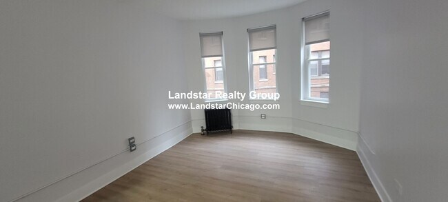 Building Photo - 1357 W Estes Ave