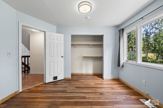 Building Photo - Towne East Single Family Home