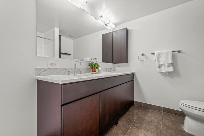 Building Photo - 88 Morgan St