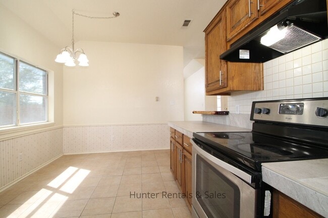 Building Photo - Brook Hollow Honey!