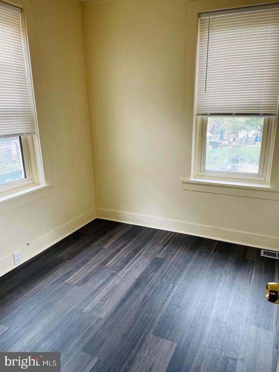 Building Photo - 249 5th Ave