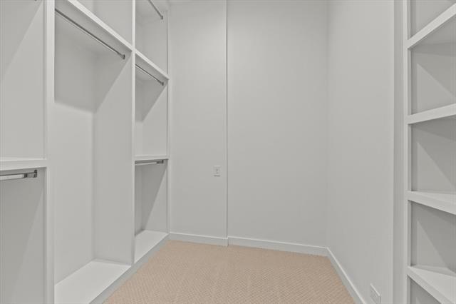 Building Photo - 4210 Delano Pl