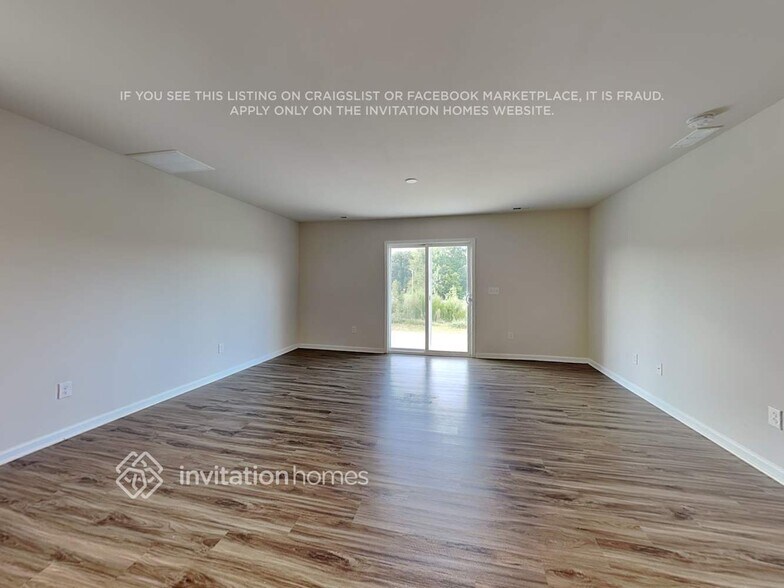 Building Photo - 1024 Woodhouse Dr