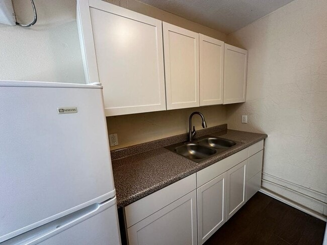 Building Photo - Two bedroom Apartment in Northeast El Paso!!