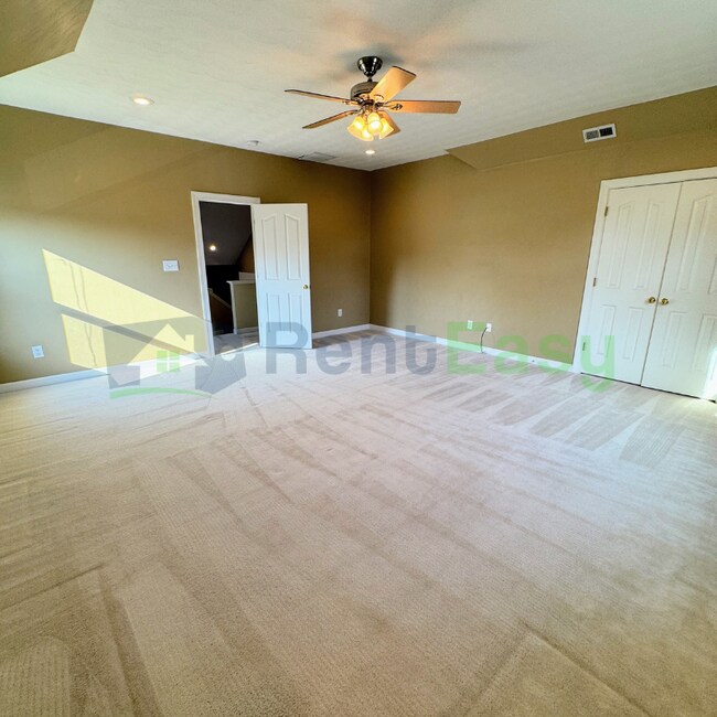 Building Photo - 1325 Meggett Dr