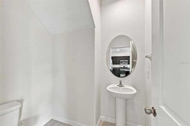 Building Photo - 9454 Channing Hill Dr