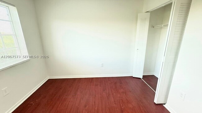 Building Photo - 1701 Village 111 Vlg