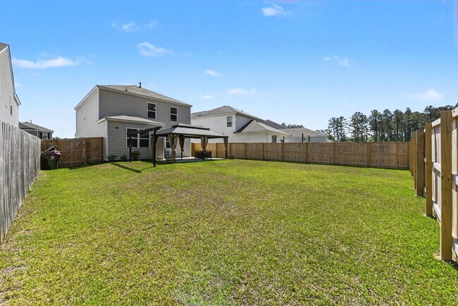 Building Photo - 111 Blossom Wood Ln