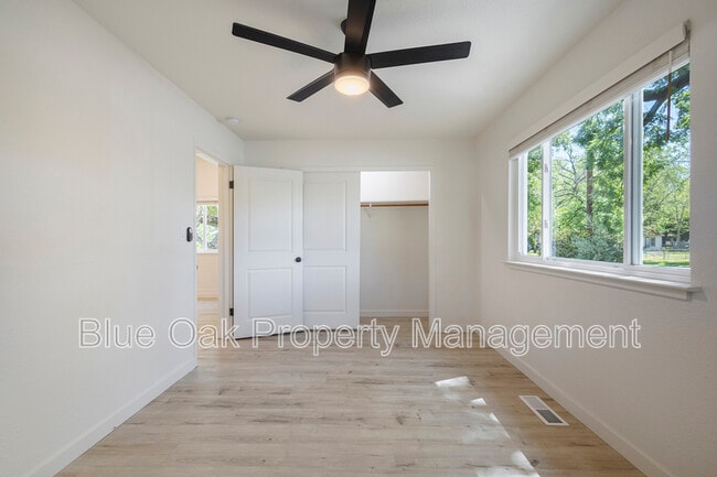 Building Photo - 1702 Laburnum Ave