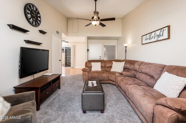 Building Photo - 4515 W Continental Dr