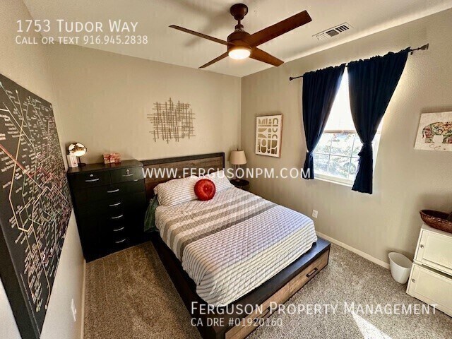 Building Photo - 1753 Tudor Wy