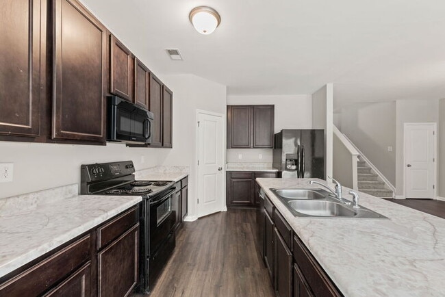 Building Photo - 3205 Blue Springs Trace