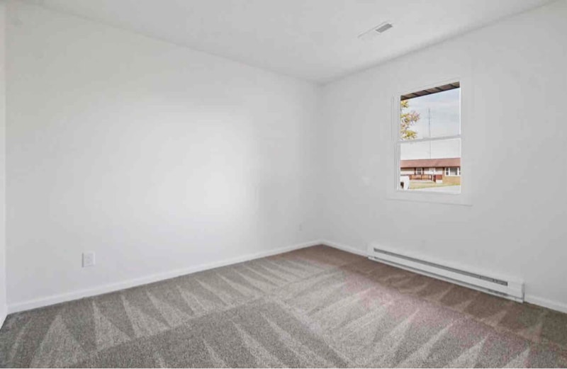 Building Photo - 604 S 10th St