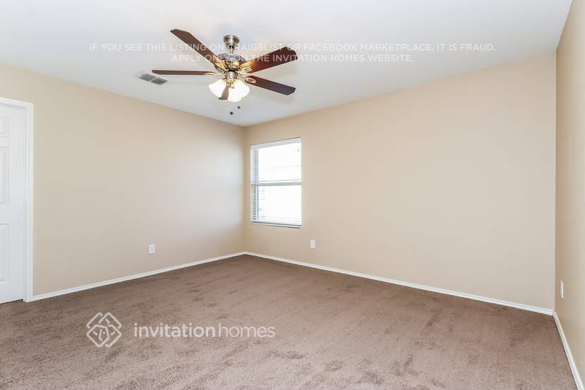 Building Photo - 2435 Buffalo Run