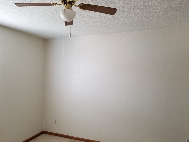 Building Photo - 909 44th Avenue Ct