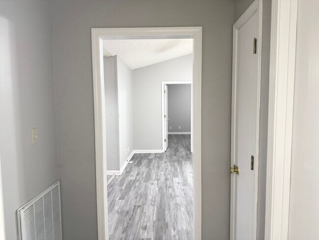 Building Photo - Cathedral Ceiling for a big open feel!