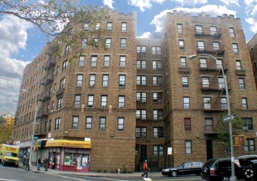 175 E 151st St - 175 E 151 St