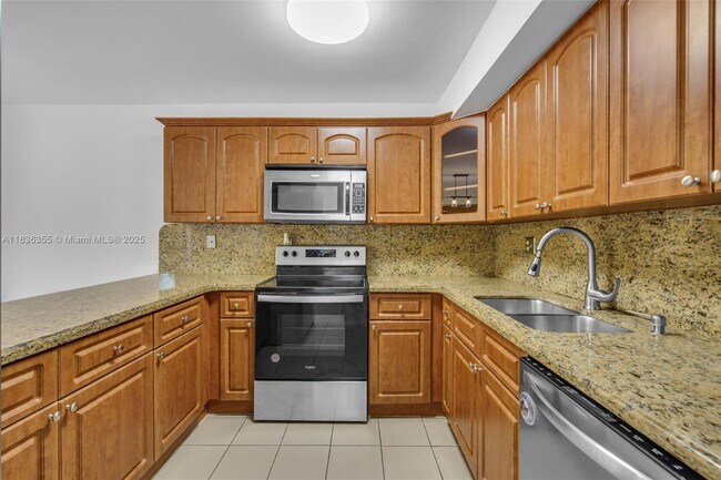Building Photo - 7026 SW 106th Pl