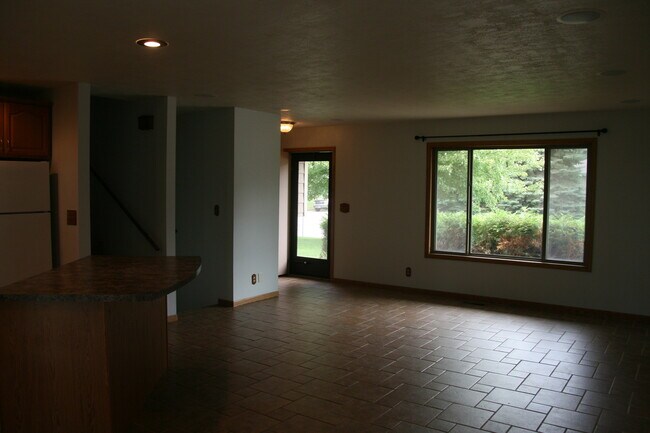 Building Photo - 3 bed house in Beresford