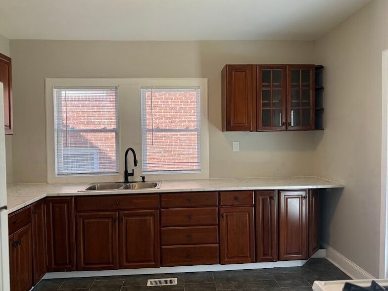 Building Photo - 3156 Rosina Ave