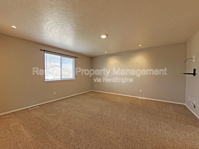 Building Photo - 8260 W Dulcimer St