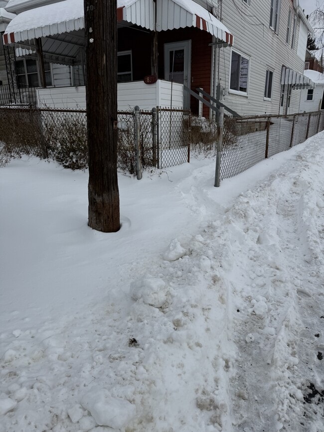 Building Photo - 1837 Beech St