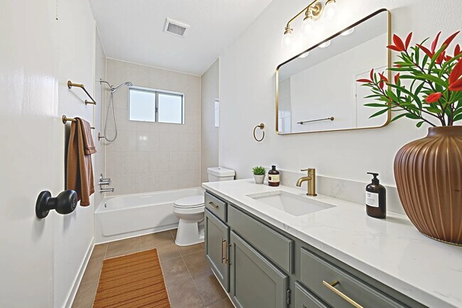 Building Photo - 8302 Bee Meadow Ln