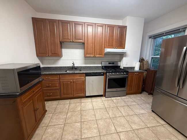 Primary Photo - 43 Strathmore Rd