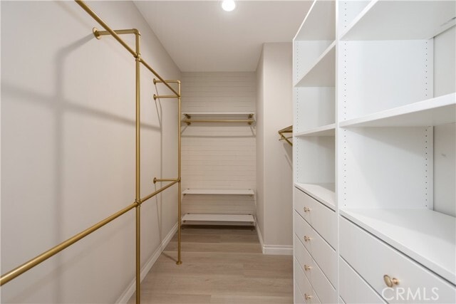 Building Photo - 2836 N Kingsgate Dr