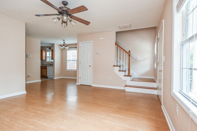 Building Photo - 1325 Cedar Shoals Dr