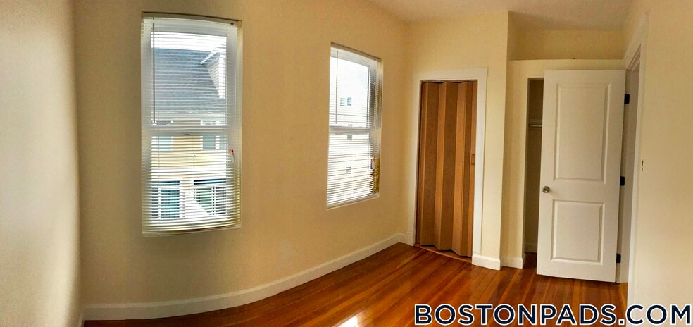 Building Photo - 21-23 Weitz St.