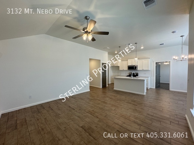 Building Photo - 3132 Mt Nebo Dr
