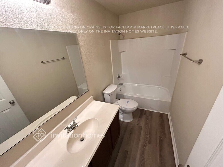 Building Photo - 6537 Sierra Madre Dr