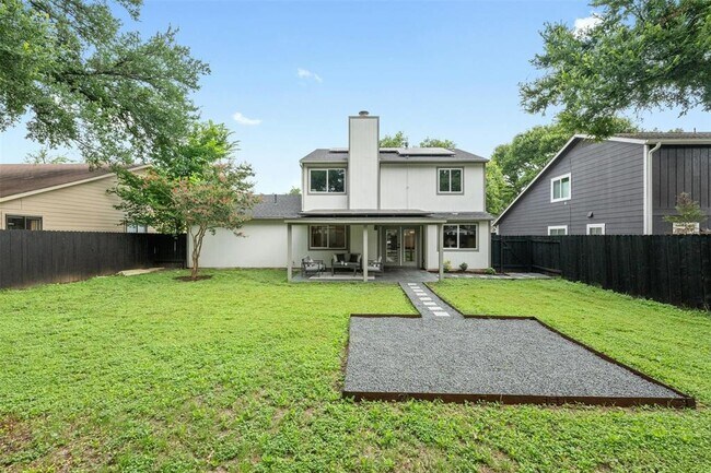 Building Photo - 6721 Lost Valley