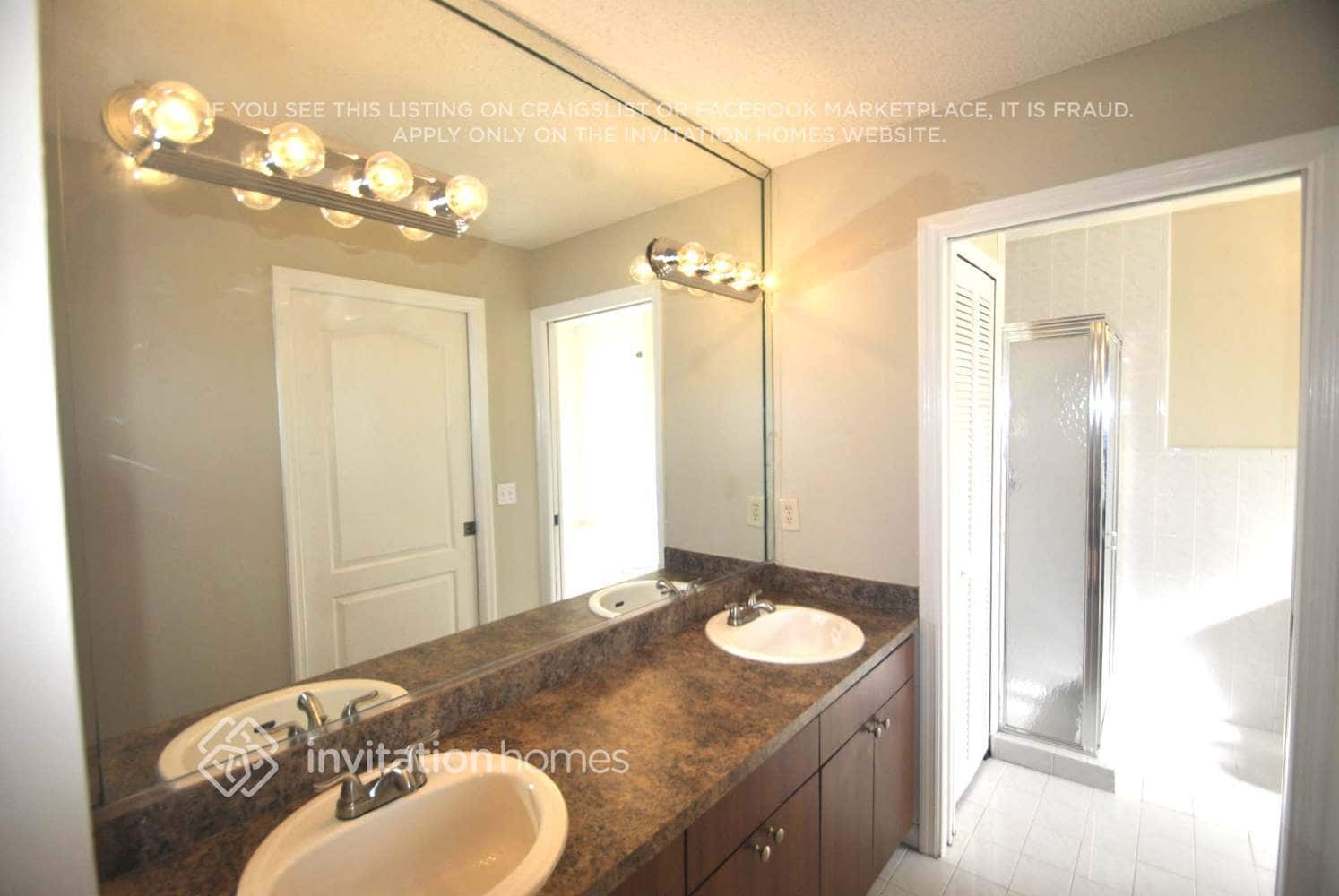 Building Photo - 17680 SW 4th Ct