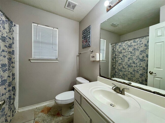 Building Photo - 12347 Carmel Dale Ln