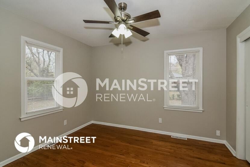 Building Photo - 9302 Fairwood Dr