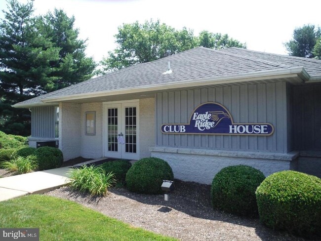 Building Photo - 101 Greenridge Cir